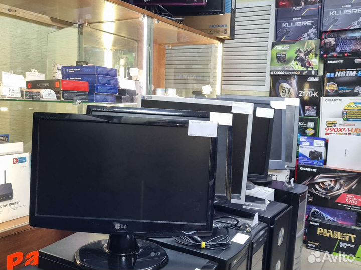 Различные мониторы от 15D до 24D