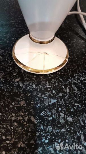 Лампа настольная