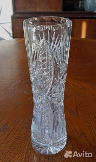 Ваза хрустальная для цветов