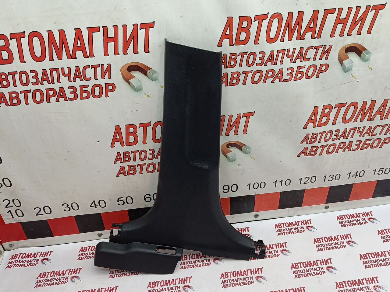 Обшивка центральной стойки левая Киа Соул 3 SK3