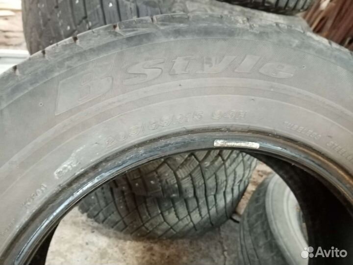 Bridgestone B-style EX 205/65 R15