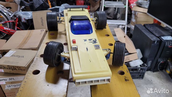 Машинка радиоуправляемая 