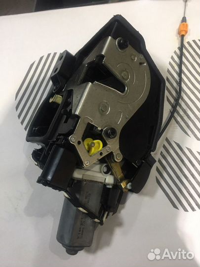 Замок двери задней правой BMW X6, X5 E71, E70