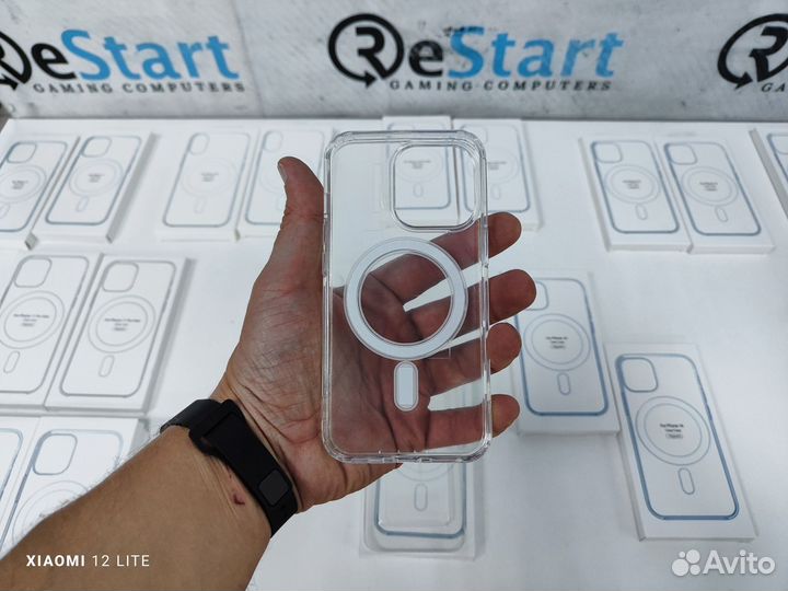 Чехол на iPhone