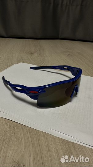 Очки спортивные