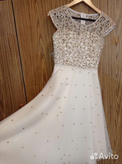 Платье на выпускной вечернее 44 размер