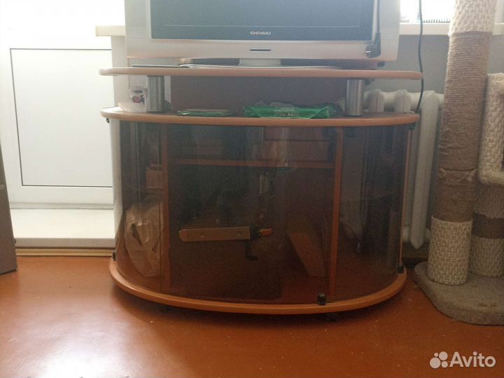 Тумба под телевизор