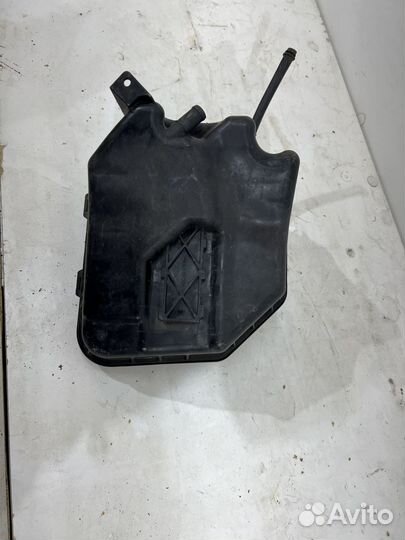 Расширительный бачок Audi Q7 S-Line 7L0121407E