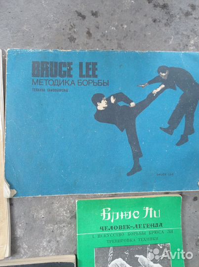 Продам книги