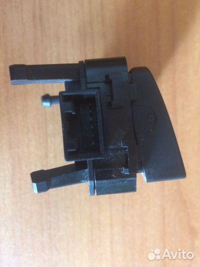 Блок управления магнитолой Chevrolet Cruze