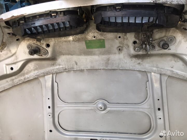 Капот BMW 3 E46 рестайлинг