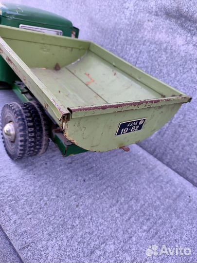 Машина СССР железная большая ЗИЛ 130 самосвал