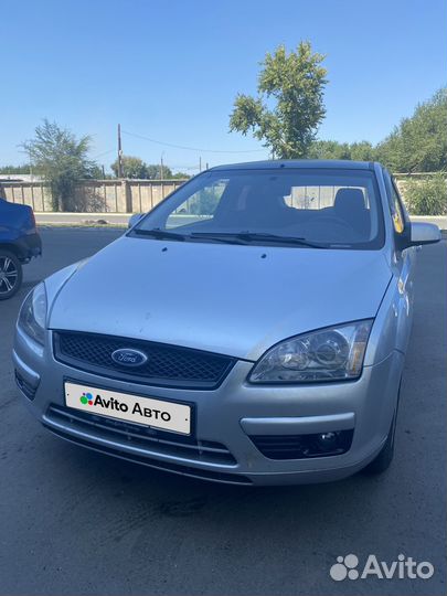 Ford Focus 1.6 МТ, 2007, битый, 250 000 км