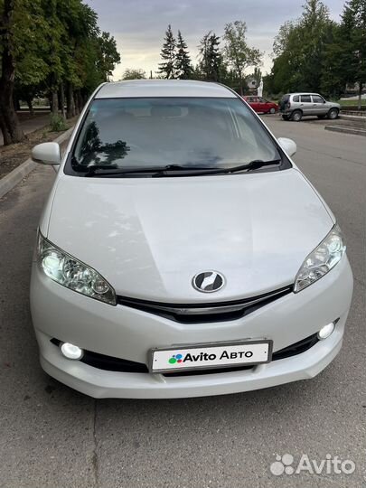 Toyota Wish 1.8 CVT, 2014, 250 000 км