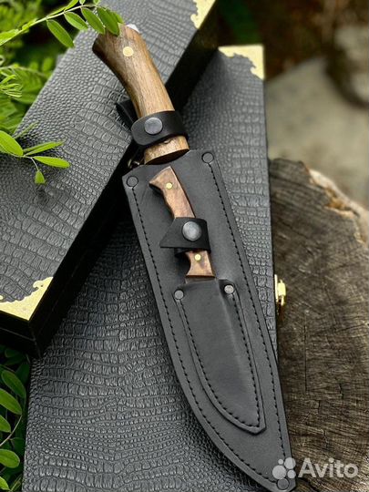 Нож скоторез с разделочным