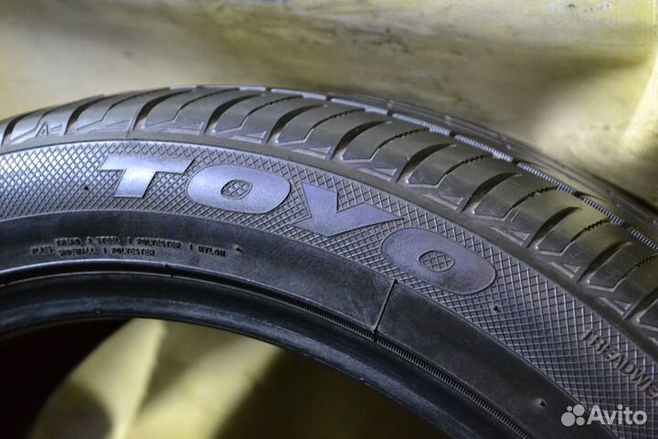 Toyo NanoEnergy 3 215/45 R17