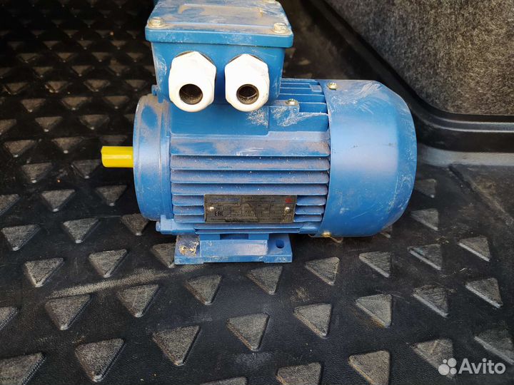 Электродвигатель асинхронный