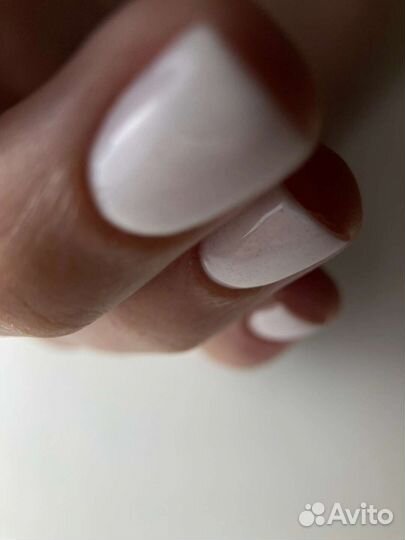 Модель на маникюр, наращивание