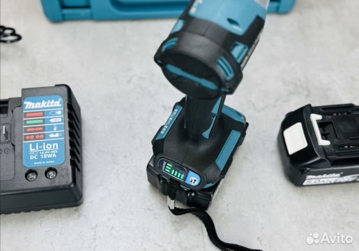 Винтоверт импакт импульсный Makita 180Нм