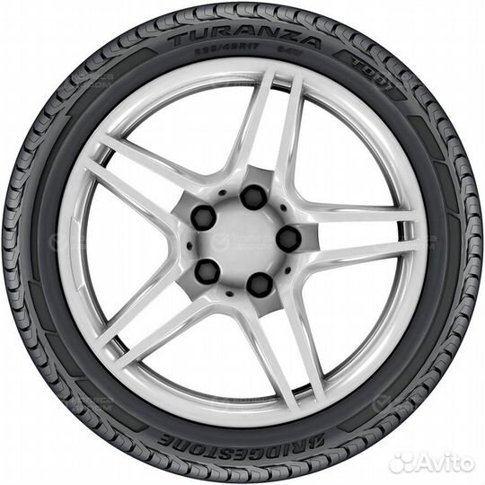 Bridgestone Turanza T001 225/50 R17 94V