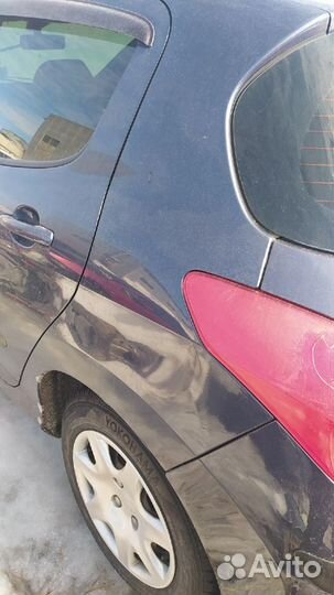 Крыло заднее левое Пежо 308 темно-синее