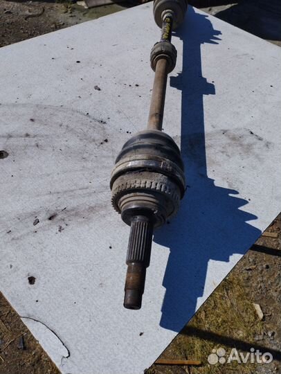 Привод правый Nissаn Рrimеra Ниcсaн Пpимepа P11