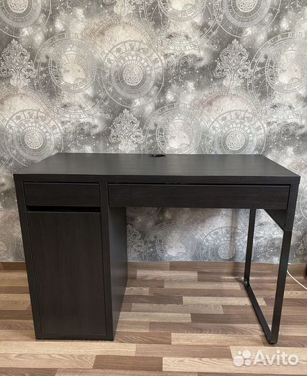 Стол писменный компьютерный IKEA mikke
