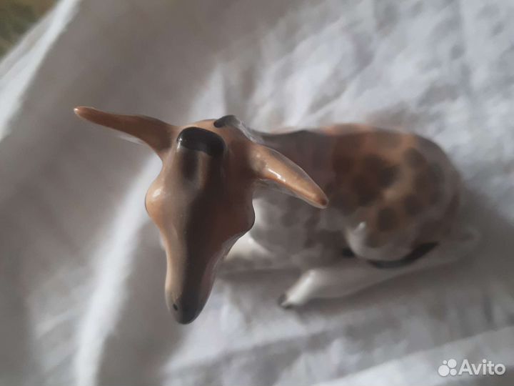 Фарфоровые статуэтки животных + олимпийский мишка