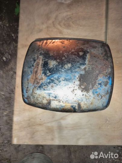 Лабораторный металлический ящик