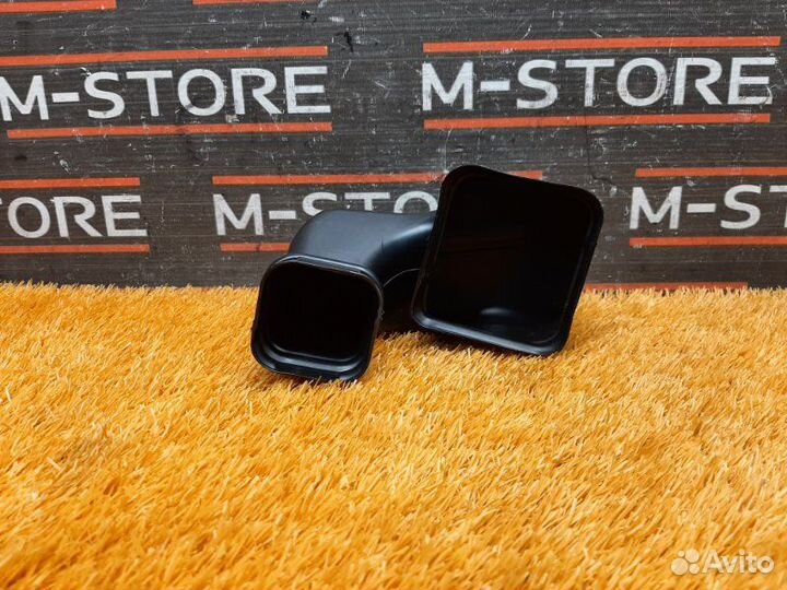 Воздуховод печки правый Mercedes-Benz C-Class W205