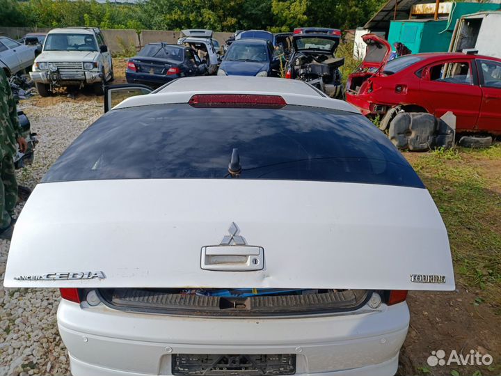 Дверь багажника Мицубиси Лансер 9 универсал