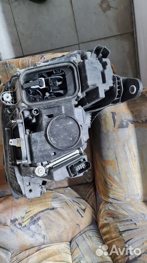 Фара передняя левая Mercedes W213