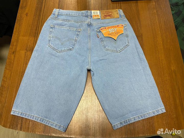 Шорты levis