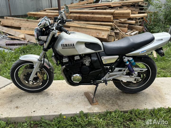 Бронь для Андрея до 9 Yamaha xjr 400