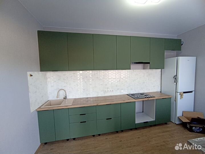 Красивый гарнитур для кухни