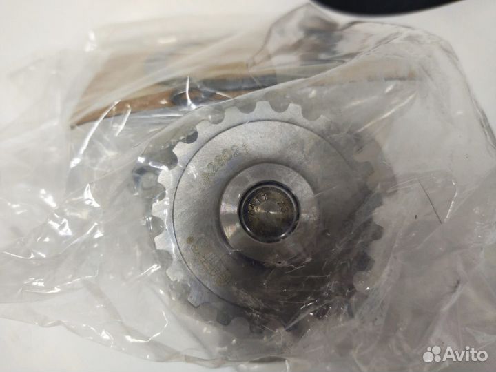 Комплект грм Gates с Помпой на 16кл Гранта, Веста