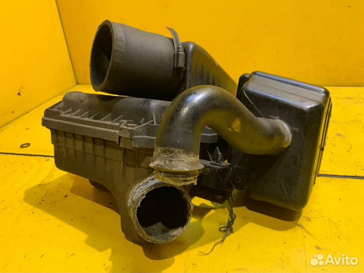 Корпус воздушного фильтра Kia Sportage 1993-2006