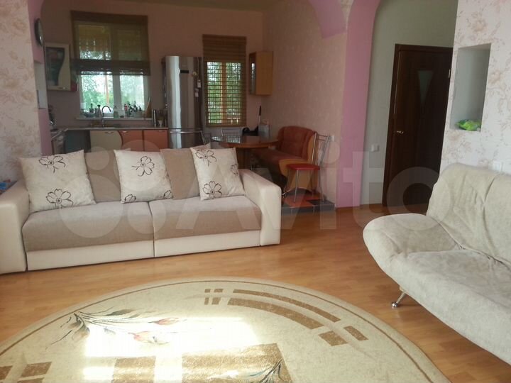 Дом 143,2 м² на участке 16,4 сот.