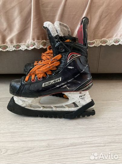 Хоккейные коньки bauer vapor x900, раз. 4d