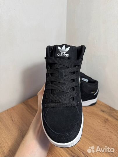 Зимние кроссовки Adidas ADI2000