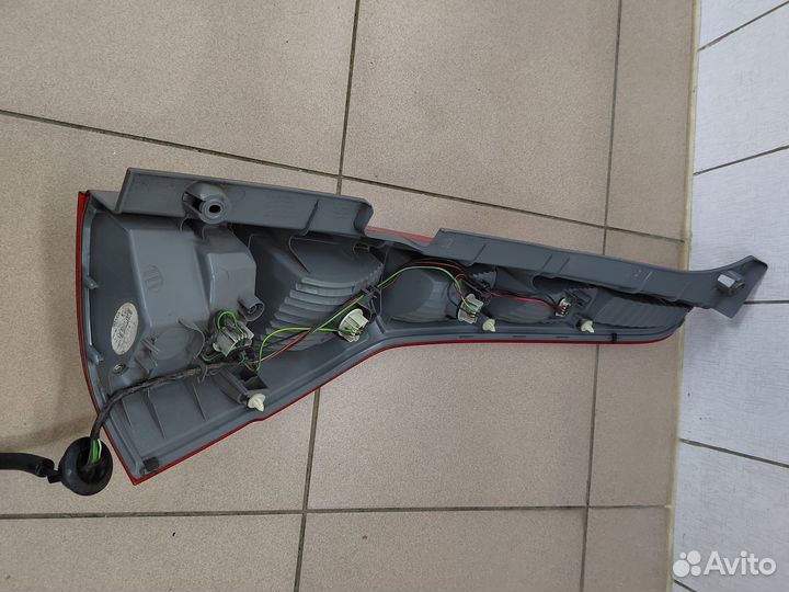 Фонарь задний левый оригинал Honda CR-V 3