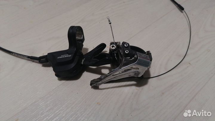 Передний переключатель с шифтером Shimano Deore