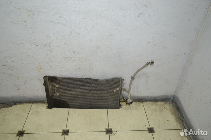 Радиатор кондиционера основной Volkswagen Touareg