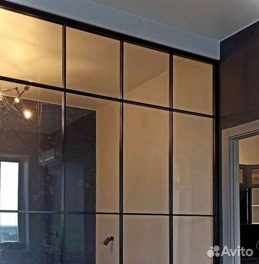 Раздвижная перегородка с матовым стеклом