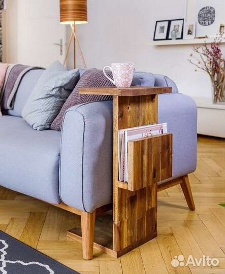 Столик подставка из натурального дерева
