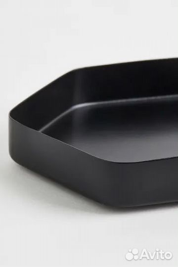 Подносы h&m декор