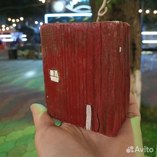 Интерьерный домик с концепцией zero waste