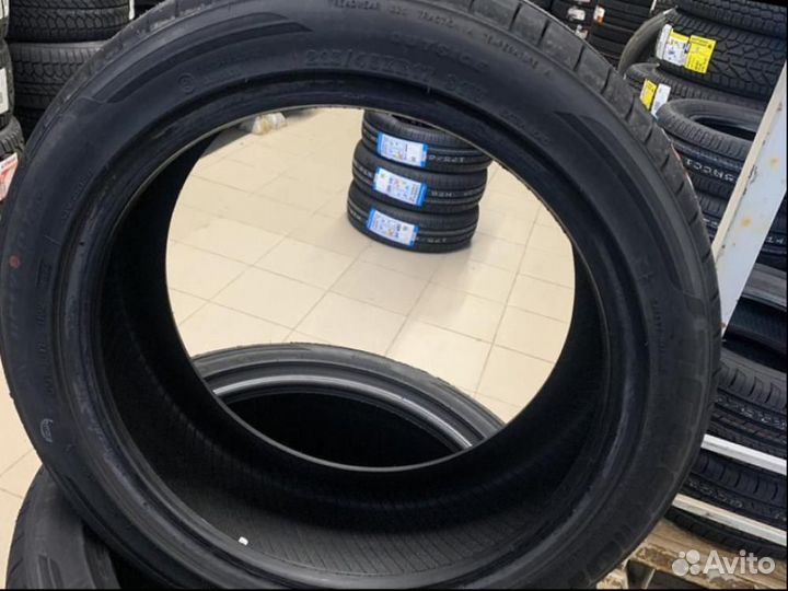 Tracmax X-Privilo TX3 215/45 R17 91W