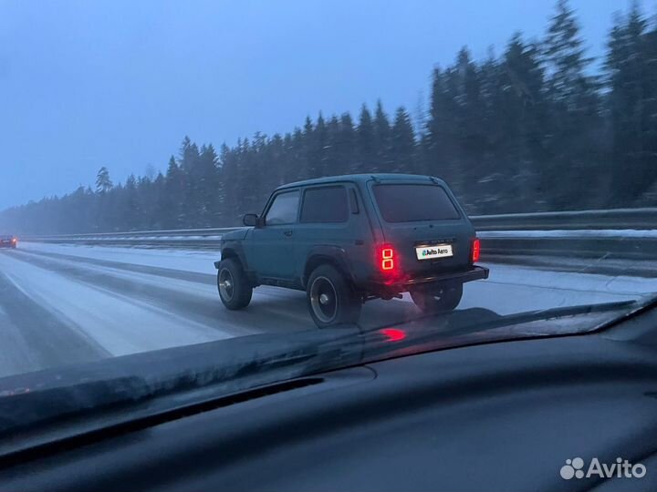 LADA 4x4 (Нива) 1.7 МТ, 1999, 333 333 км