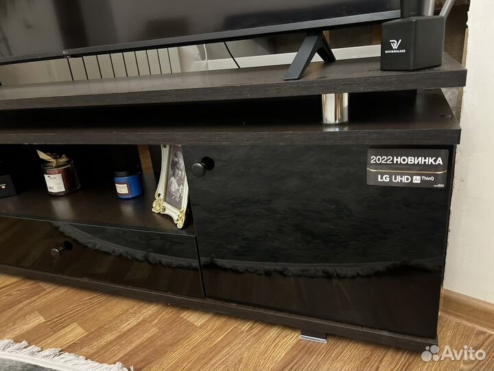 Тумба под телевизор